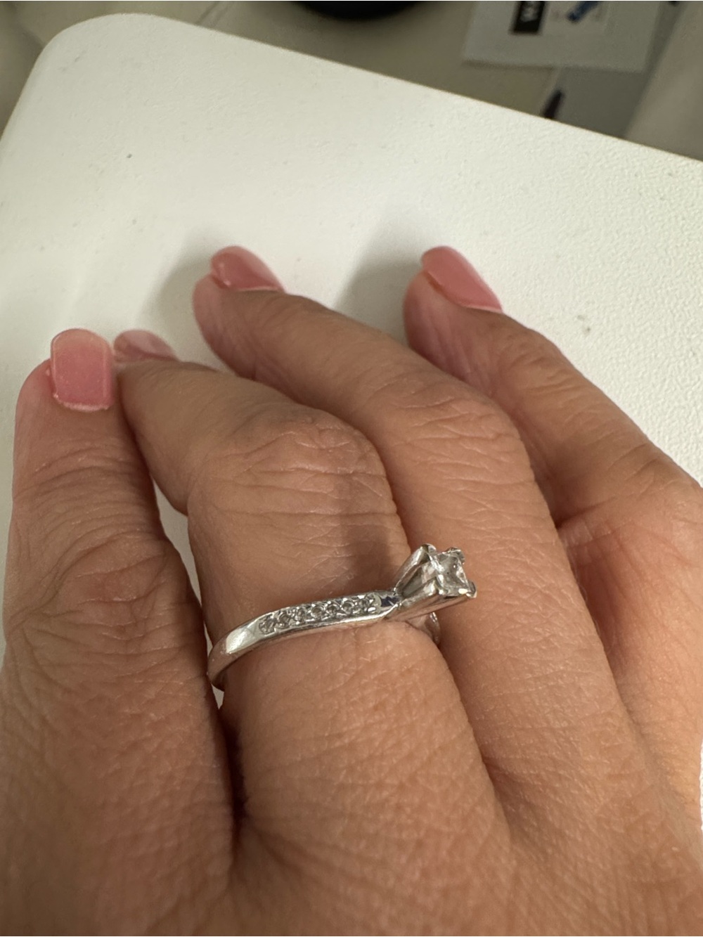 Helzberg Princess cut Solitaire Engagement Ring in 10K white Gold (1/4 ct)